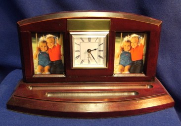 Photo & Clock Desk Assorsary